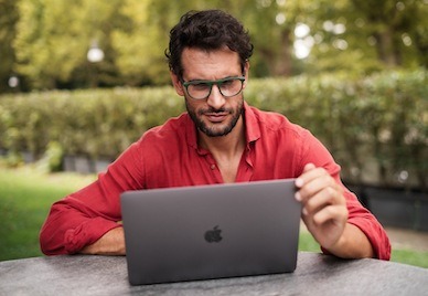 OCCHIALI DA LETTURA? ECCO COME SCEGLIERLI